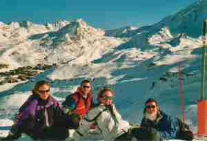 [Image] Lying on the snow in Val Thorens